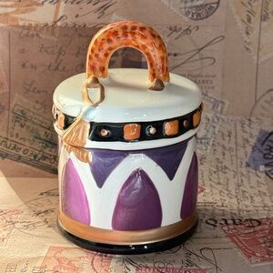 DAVID'S Cookies Ceramic Holiday Trinket Box